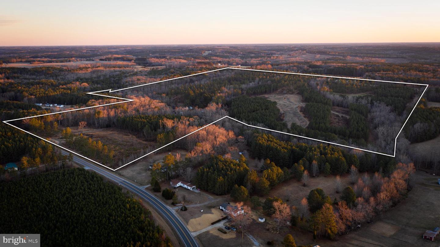 1052 S HILL RD, BRODNAX, Virginia 23920, 3 Bedrooms Bedrooms, 5 Rooms Rooms,2 BathroomsBathrooms,Residential,For Sale,1052 S HILL RD,VALB2000070 MLS # VALB2000070