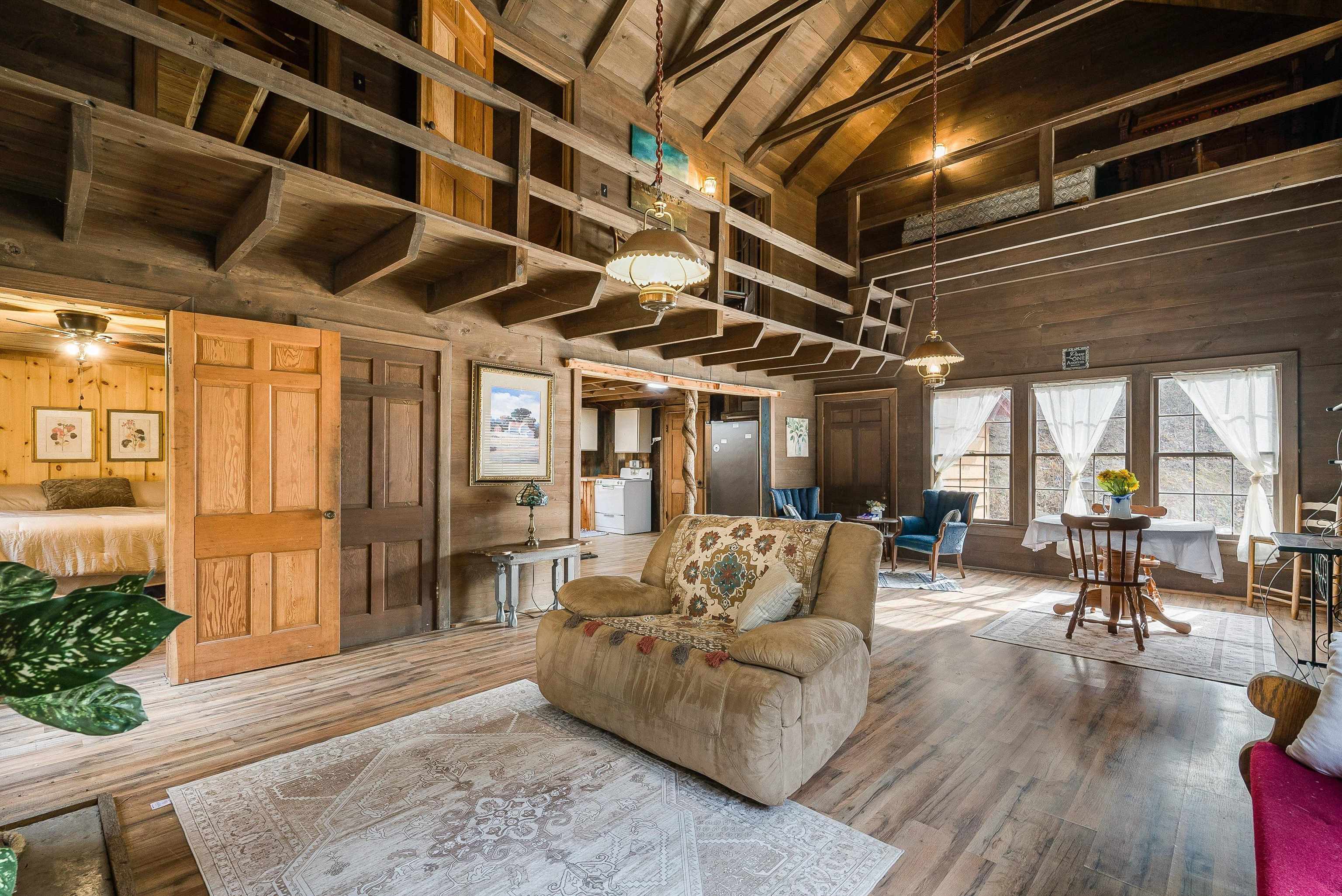 595 DEERFIELD VALLEY RD, WEST AUGUSTA, Virginia 24485, 3 Bedrooms Bedrooms, ,Residential,14,595 DEERFIELD VALLEY RD,672788 MLS # 672788