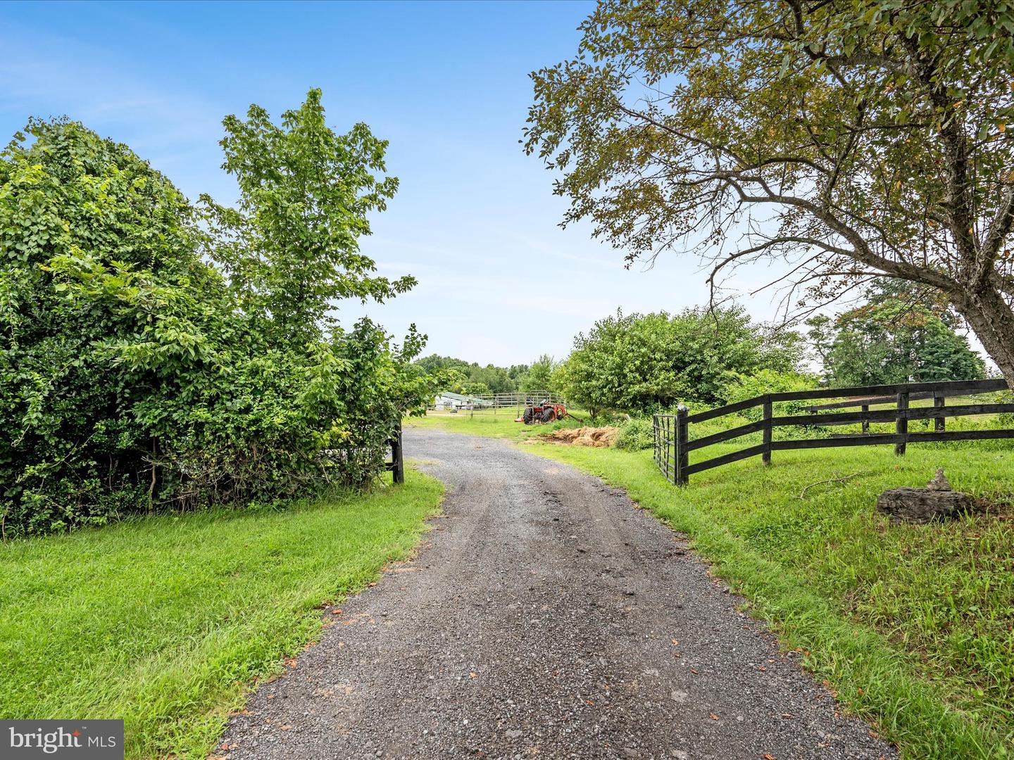 3959 COBBLER MOUNTAIN RD, DELAPLANE, Virginia 20144, 3 Bedrooms Bedrooms, ,2 BathroomsBathrooms,Farm,For Sale,3959 COBBLER MOUNTAIN RD,VAFQ2020262 MLS # VAFQ2020262