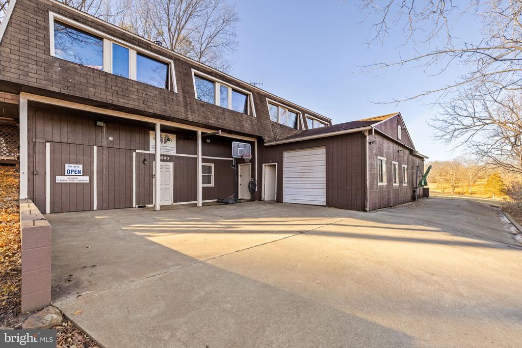 4500 WINERY LN, BARBOURSVILLE, Virginia 22923, 3 Bedrooms Bedrooms, ,3 BathroomsBathrooms,Residential,14,4500 WINERY LN,VAAB2001152 MLS # VAAB2001152