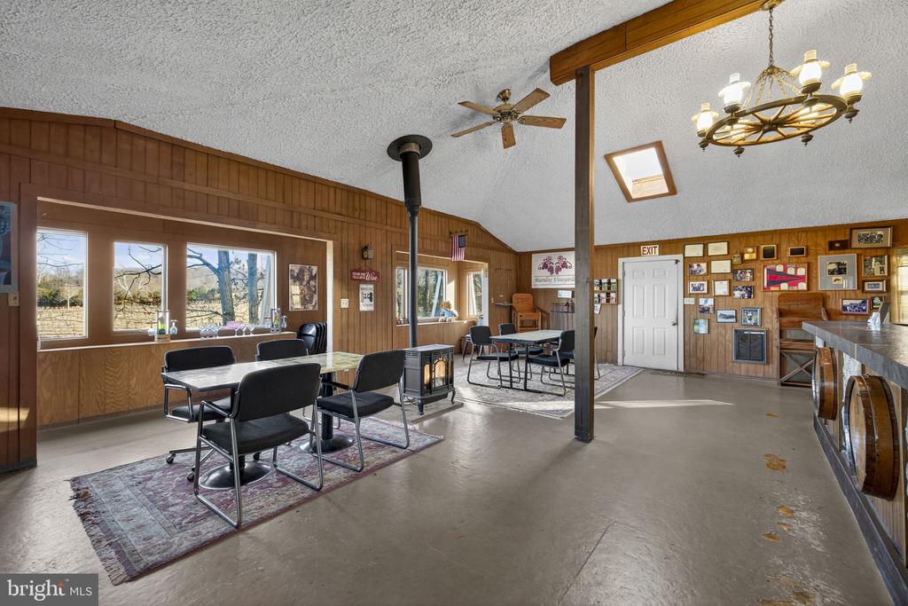 4500 WINERY LN, BARBOURSVILLE, Virginia 22923, 3 Bedrooms Bedrooms, ,3 BathroomsBathrooms,Residential,14,4500 WINERY LN,VAAB2001152 MLS # VAAB2001152