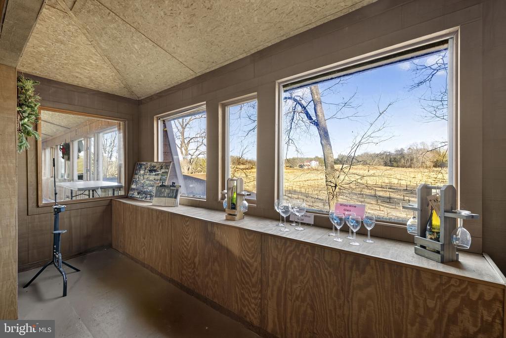 4500 WINERY LN, BARBOURSVILLE, Virginia 22923, 3 Bedrooms Bedrooms, ,3 BathroomsBathrooms,Residential,14,4500 WINERY LN,VAAB2001152 MLS # VAAB2001152