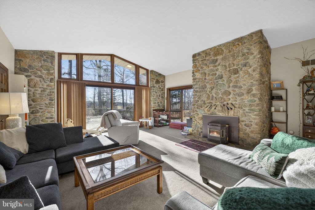 4500 WINERY LN, BARBOURSVILLE, Virginia 22923, 3 Bedrooms Bedrooms, ,3 BathroomsBathrooms,Residential,14,4500 WINERY LN,VAAB2001152 MLS # VAAB2001152