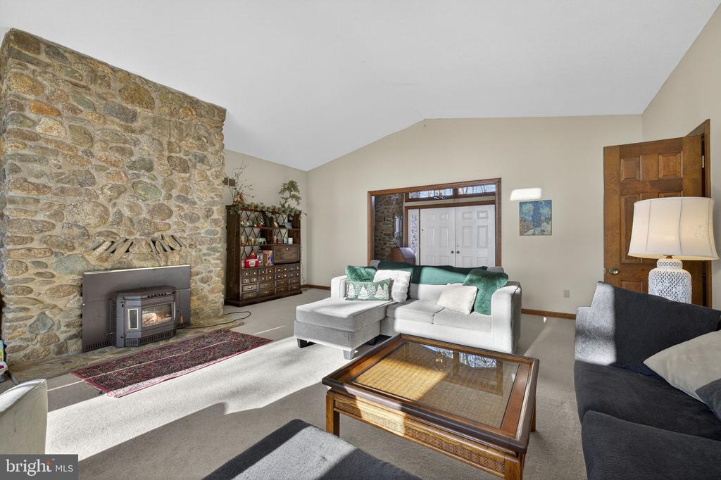 4500 WINERY LN, BARBOURSVILLE, Virginia 22923, 3 Bedrooms Bedrooms, ,3 BathroomsBathrooms,Residential,14,4500 WINERY LN,VAAB2001152 MLS # VAAB2001152