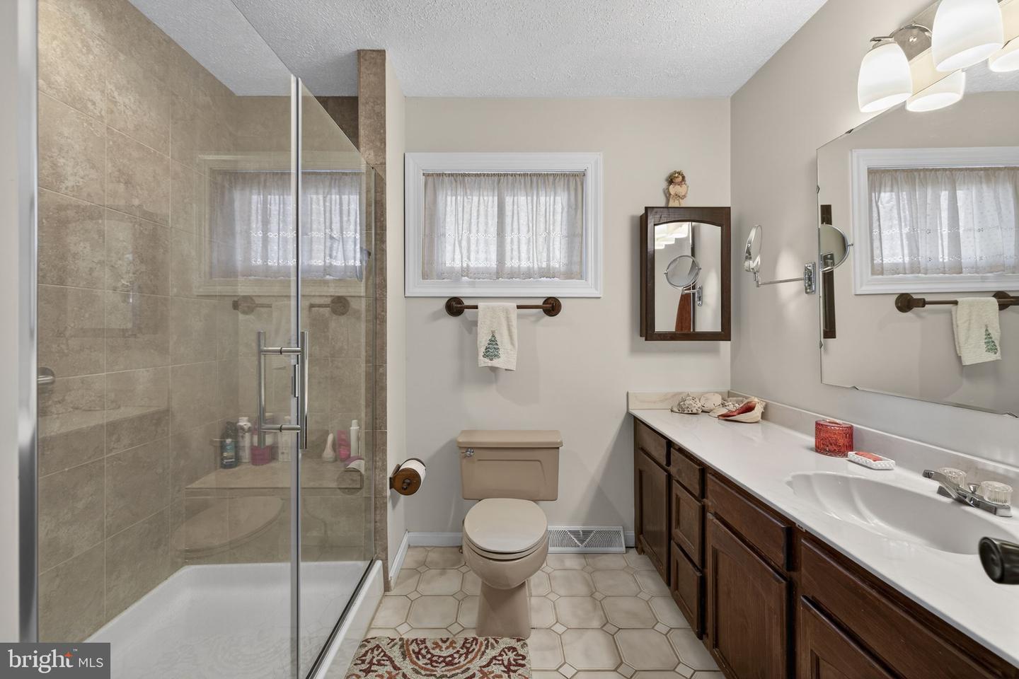 4500 WINERY LN, BARBOURSVILLE, Virginia 22923, 3 Bedrooms Bedrooms, ,3 BathroomsBathrooms,Residential,For Sale,4500 WINERY LN,VAAB2001152 MLS # VAAB2001152