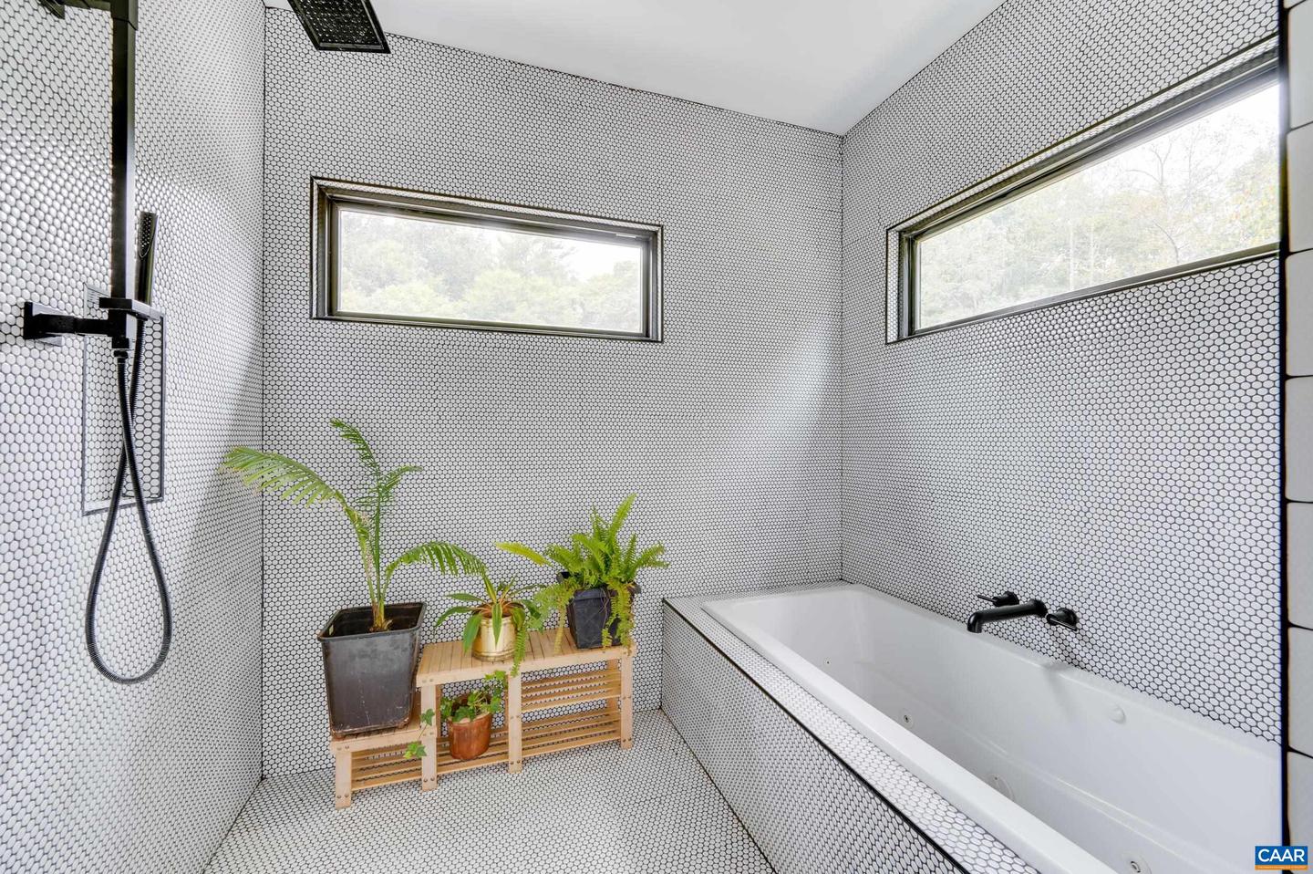 1543 ELON RD, MADISON HEIGHTS, Virginia 24572, 4 Bedrooms Bedrooms, ,4 BathroomsBathrooms,Residential,For Sale,1543 ELON RD,657282 MLS # 657282