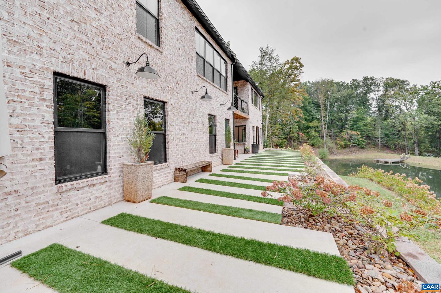 1543 ELON RD, MADISON HEIGHTS, Virginia 24572, 4 Bedrooms Bedrooms, ,4 BathroomsBathrooms,Residential,For Sale,1543 ELON RD,657282 MLS # 657282