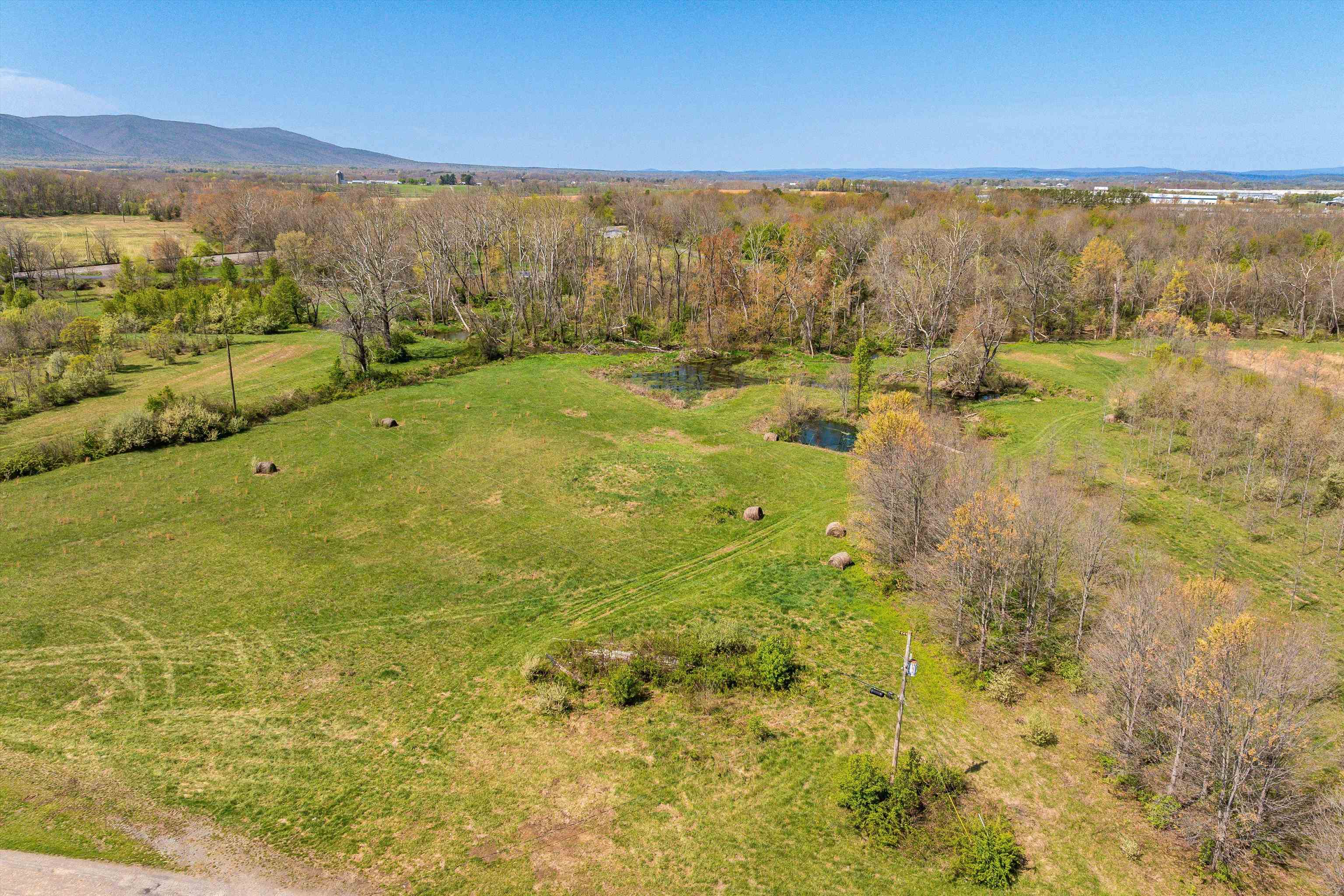 514 LIPSCOMB RD, STUARTS DRAFT, Virginia 24477, 10 Bedrooms Bedrooms, ,4 BathroomsBathrooms,Residential,14,514 LIPSCOMB RD,672921 MLS # 672921