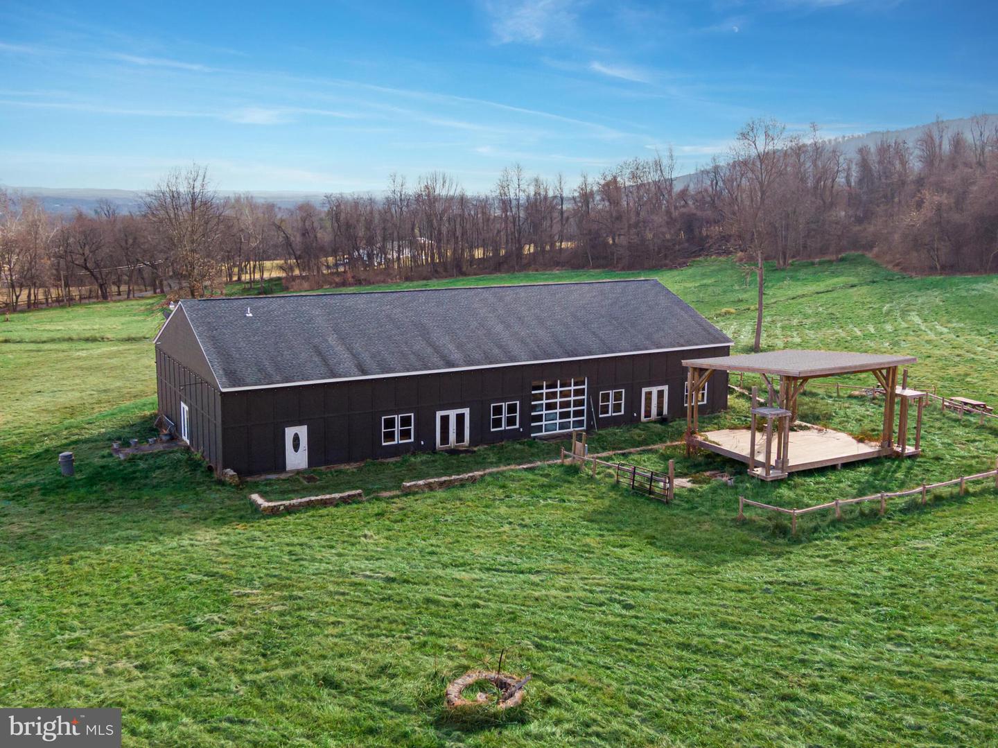 34266 WILLIAMS GAP RD, ROUND HILL, Virginia 20141, ,Farm,For Sale,34266 WILLIAMS GAP RD,VALO2115556 MLS # VALO2115556