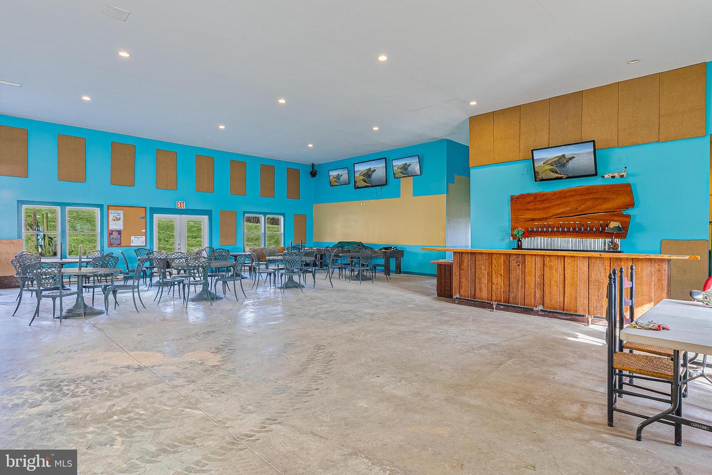 34266 WILLIAMS GAP RD, ROUND HILL, Virginia 20141, ,Farm,For Sale,34266 WILLIAMS GAP RD,VALO2115570 MLS # VALO2115570