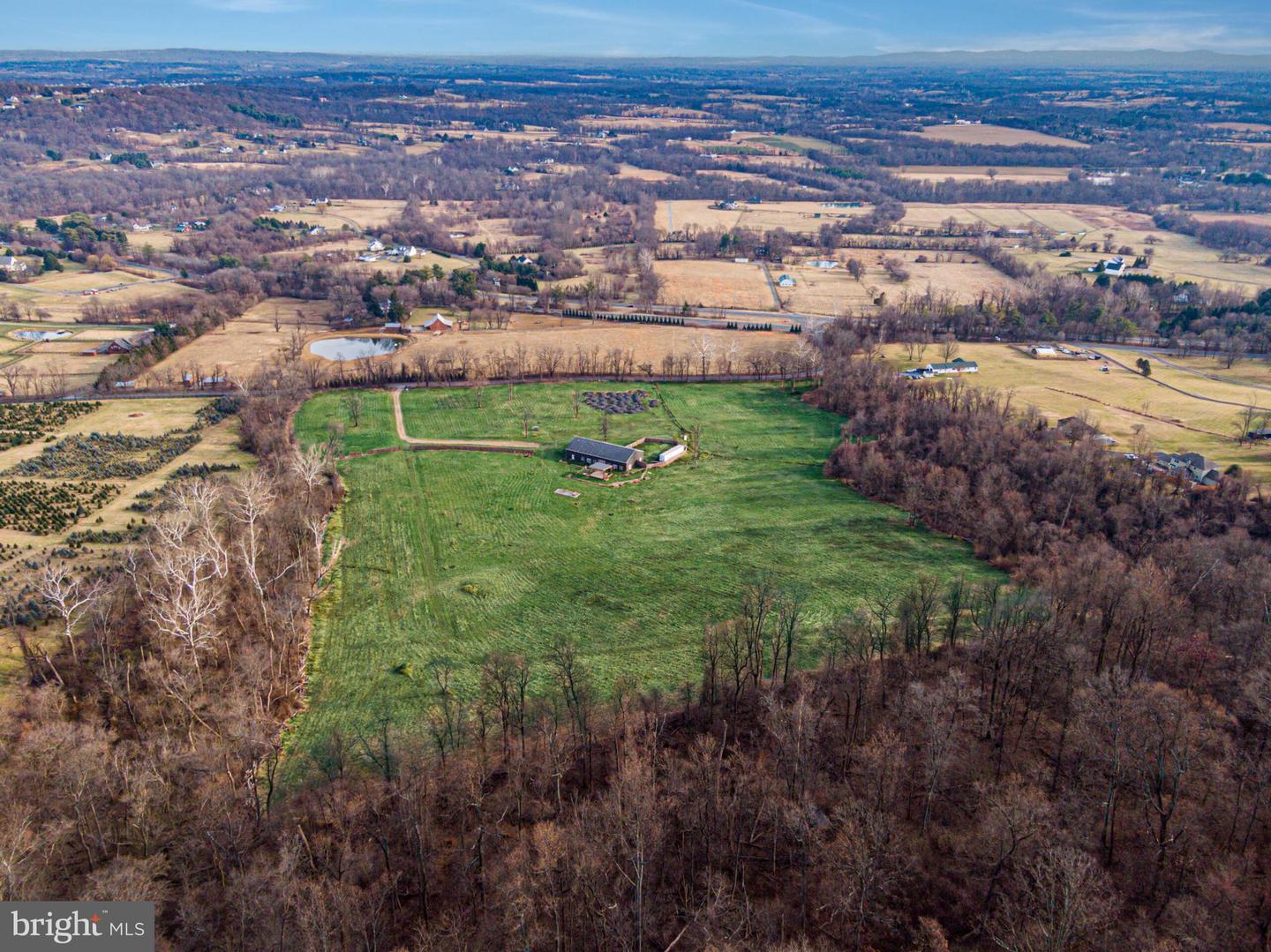 34266 WILLIAMS GAP RD, ROUND HILL, Virginia 20141, ,Farm,For Sale,34266 WILLIAMS GAP RD,VALO2115570 MLS # VALO2115570