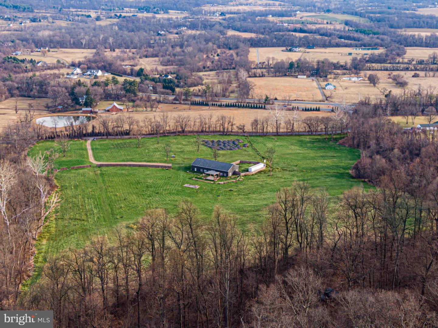 34266 WILLIAMS GAP RD, ROUND HILL, Virginia 20141, ,1 BathroomBathrooms,Residential,For Sale,34266 WILLIAMS GAP RD,VALO2115562 MLS # VALO2115562