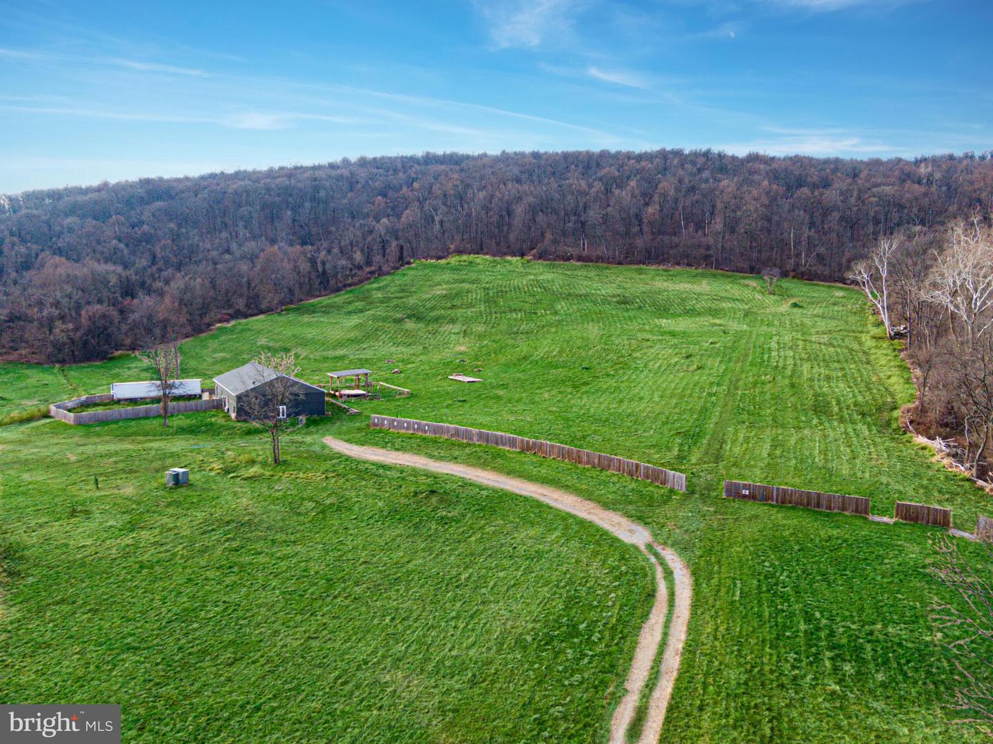 34266 WILLIAMS GAP RD, ROUND HILL, Virginia 20141, ,1 BathroomBathrooms,Residential,For Sale,34266 WILLIAMS GAP RD,VALO2115562 MLS # VALO2115562