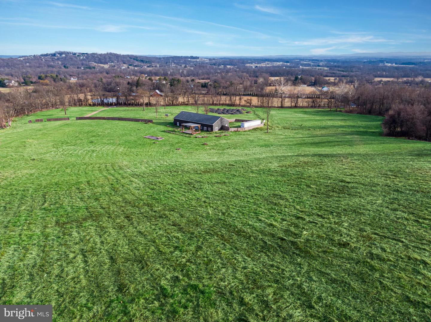 34266 WILLIAMS GAP RD, ROUND HILL, Virginia 20141, ,1 BathroomBathrooms,Residential,For Sale,34266 WILLIAMS GAP RD,VALO2115562 MLS # VALO2115562