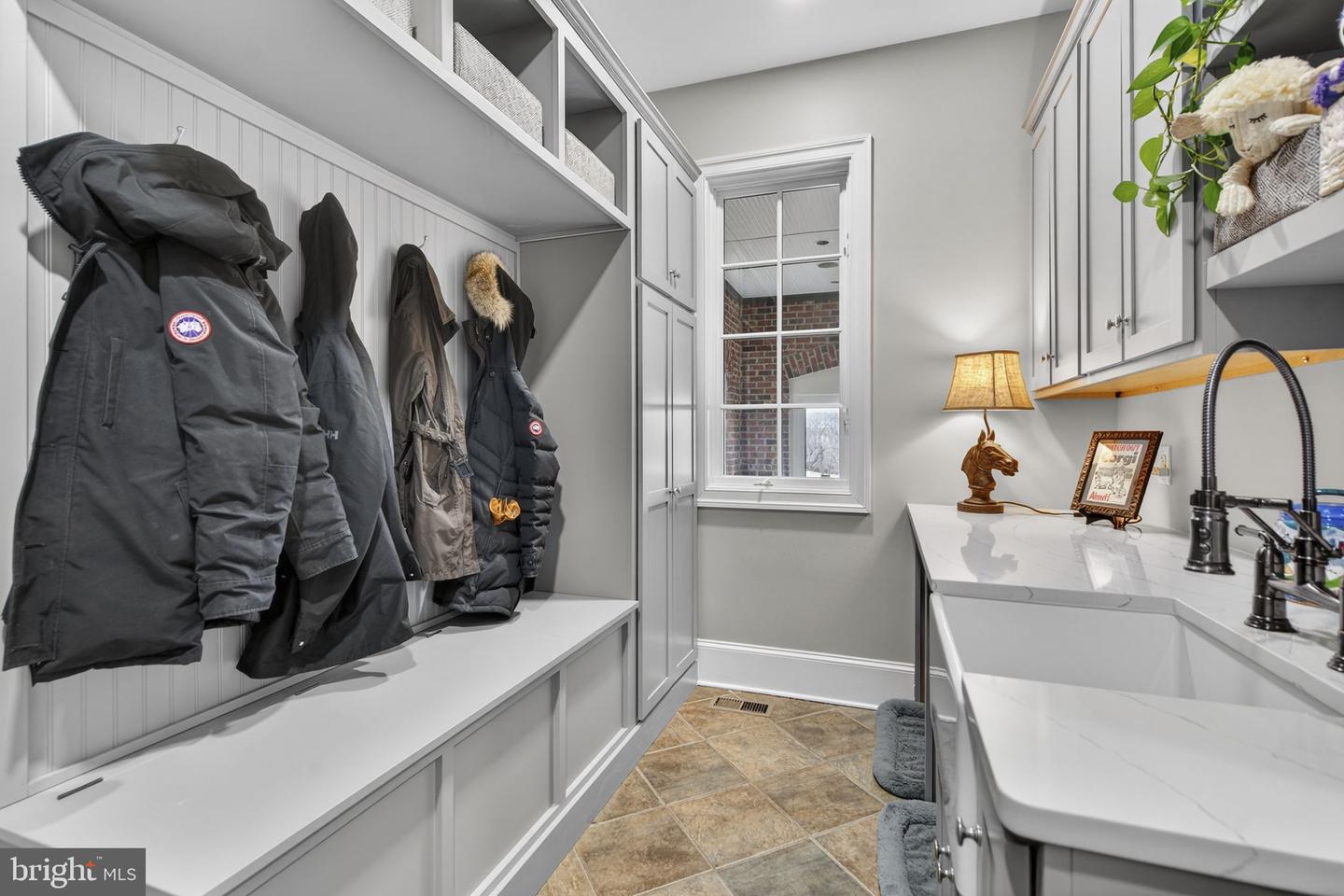 21051 ST LOUIS RD, MIDDLEBURG, Virginia 20117, 5 Bedrooms Bedrooms, ,5 BathroomsBathrooms,Residential,For Sale,21051 ST LOUIS RD,VALO2114338 MLS # VALO2114338