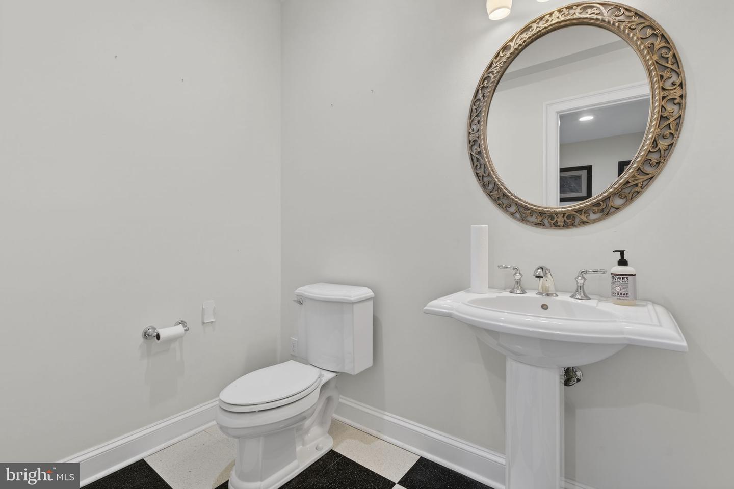 21051 ST LOUIS RD, MIDDLEBURG, Virginia 20117, 5 Bedrooms Bedrooms, ,5 BathroomsBathrooms,Residential,For Sale,21051 ST LOUIS RD,VALO2114338 MLS # VALO2114338