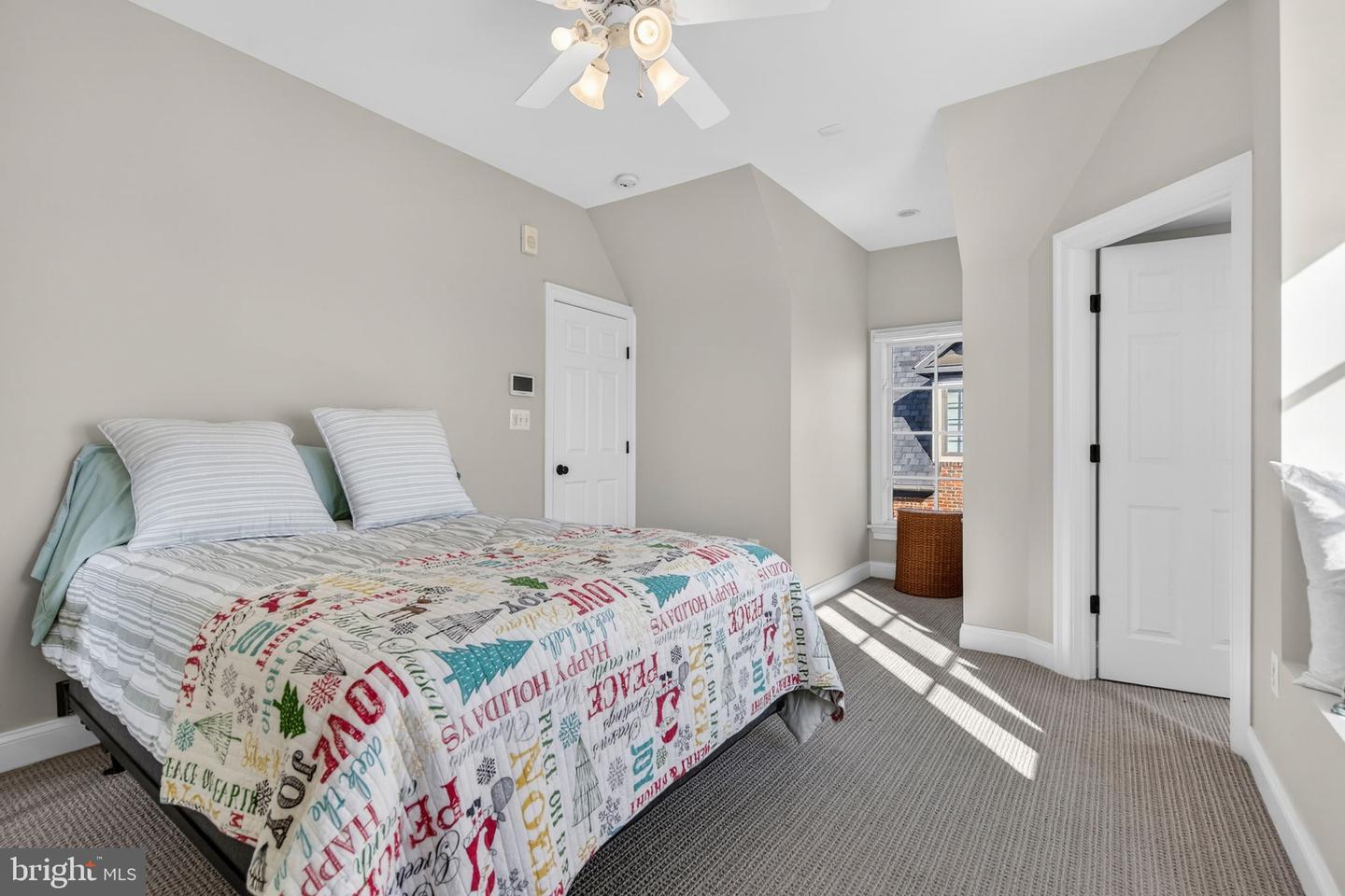 21051 ST LOUIS RD, MIDDLEBURG, Virginia 20117, 5 Bedrooms Bedrooms, ,5 BathroomsBathrooms,Residential,For Sale,21051 ST LOUIS RD,VALO2114338 MLS # VALO2114338