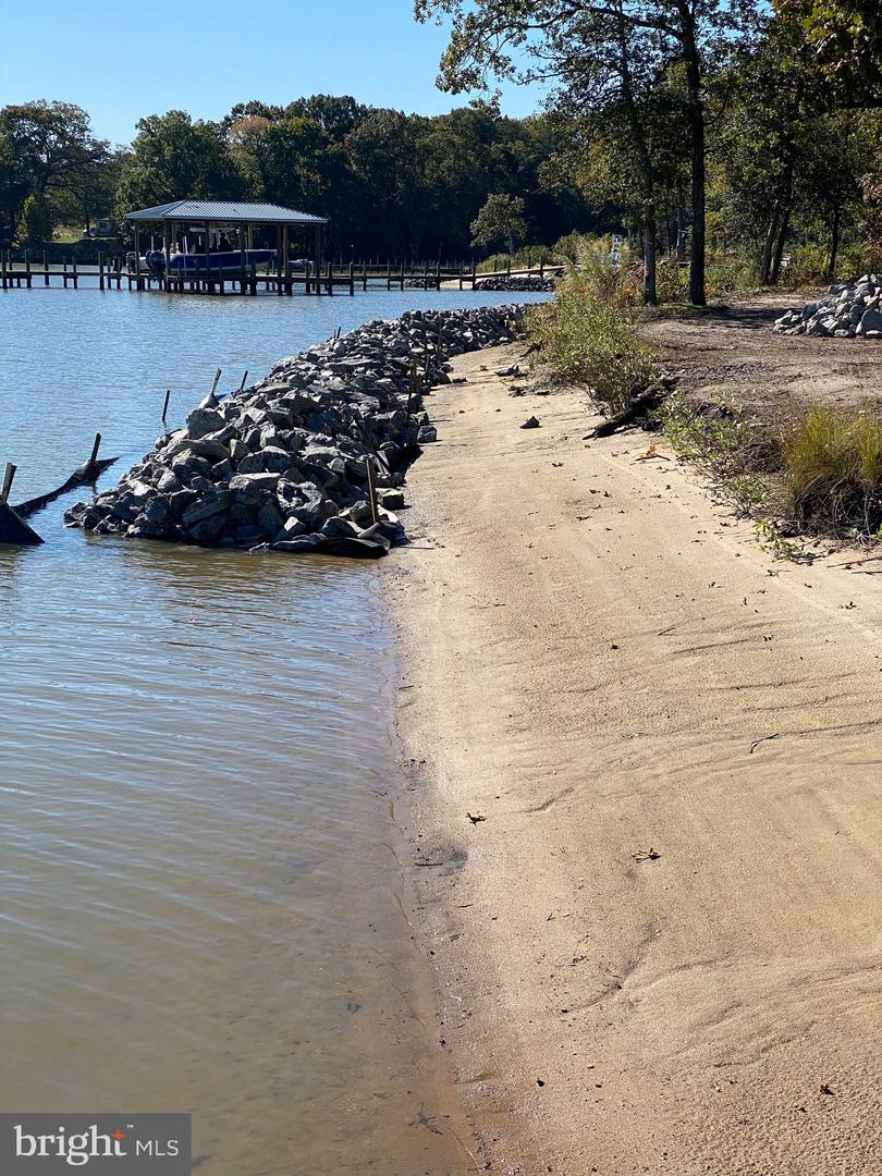 8071 WINDSOR DR, KING GEORGE, Virginia 22485, 5 Bedrooms Bedrooms, 16 Rooms Rooms,4 BathroomsBathrooms,Residential,For Sale,8071 WINDSOR DR,VAKG2007432 MLS # VAKG2007432