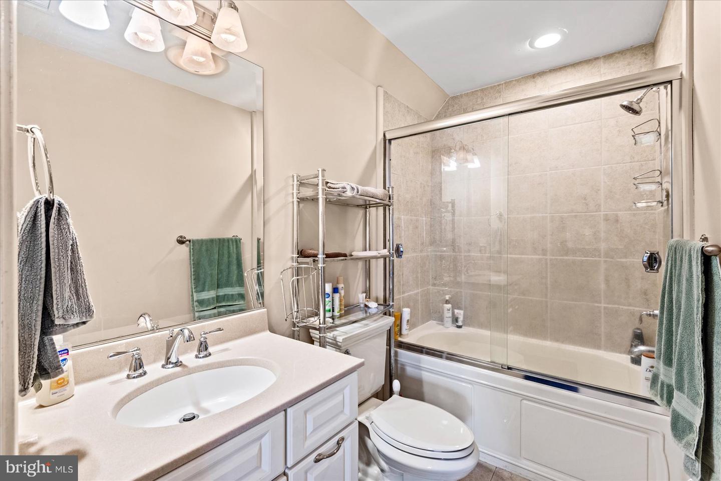 8071 WINDSOR DR, KING GEORGE, Virginia 22485, 5 Bedrooms Bedrooms, 16 Rooms Rooms,4 BathroomsBathrooms,Residential,For Sale,8071 WINDSOR DR,VAKG2007432 MLS # VAKG2007432