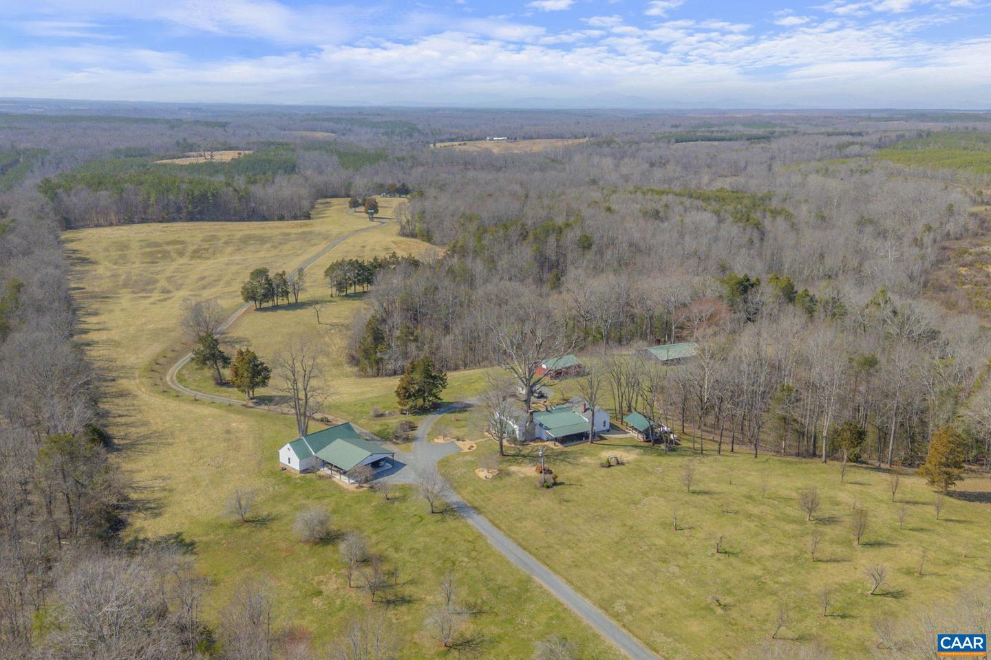 1353 BANTON SHOP RD, DILLWYN, Virginia 23936, 4 Bedrooms Bedrooms, ,3 BathroomsBathrooms,Residential,For Sale,1353 BANTON SHOP RD,662027 MLS # 662027