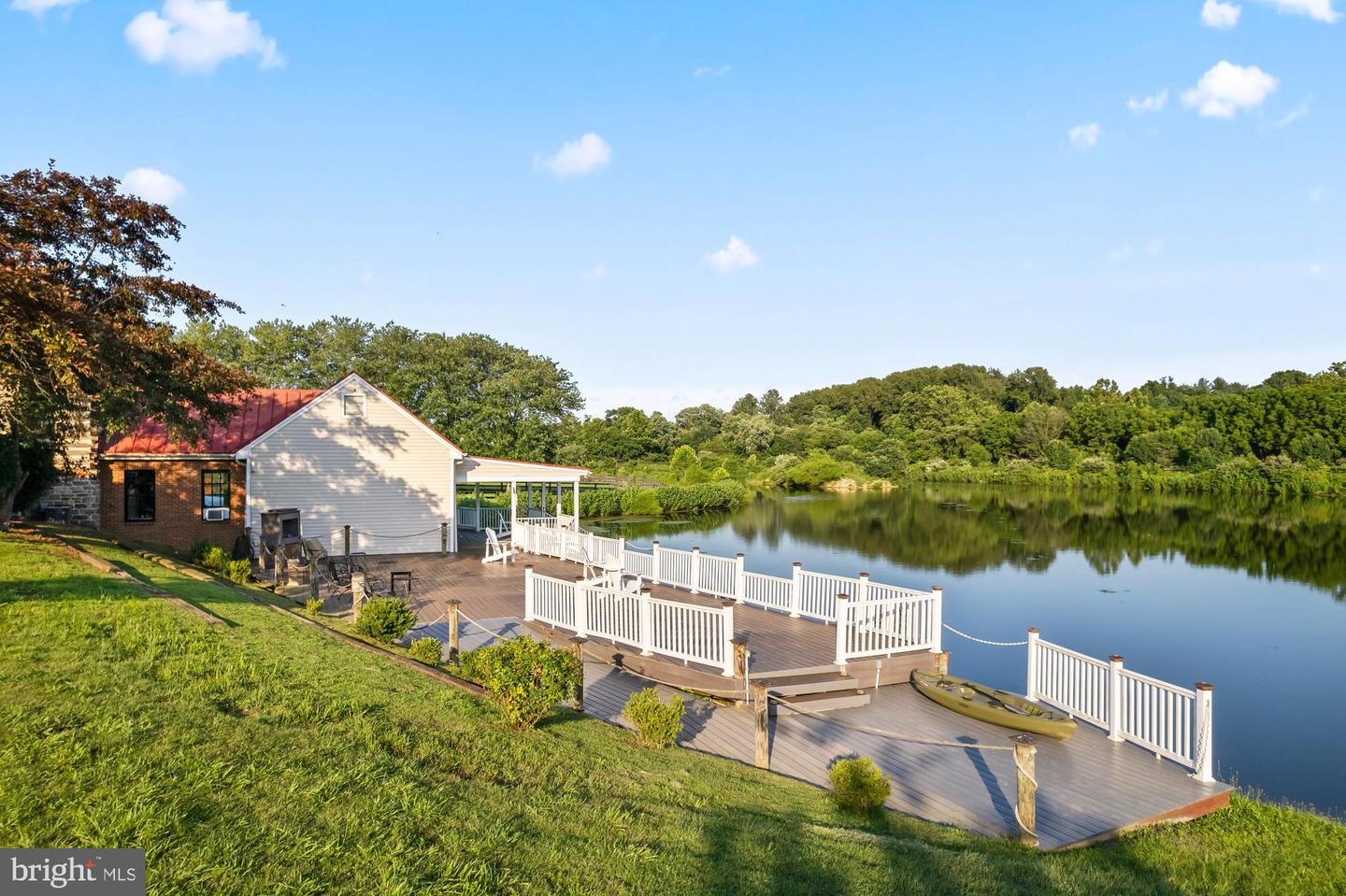 15164 BERLIN TPKE, PURCELLVILLE, Virginia 20132, 6 Bedrooms Bedrooms, 23 Rooms Rooms,4 BathroomsBathrooms,Residential,For Sale,15164 BERLIN TPKE,VALO2116182 MLS # VALO2116182