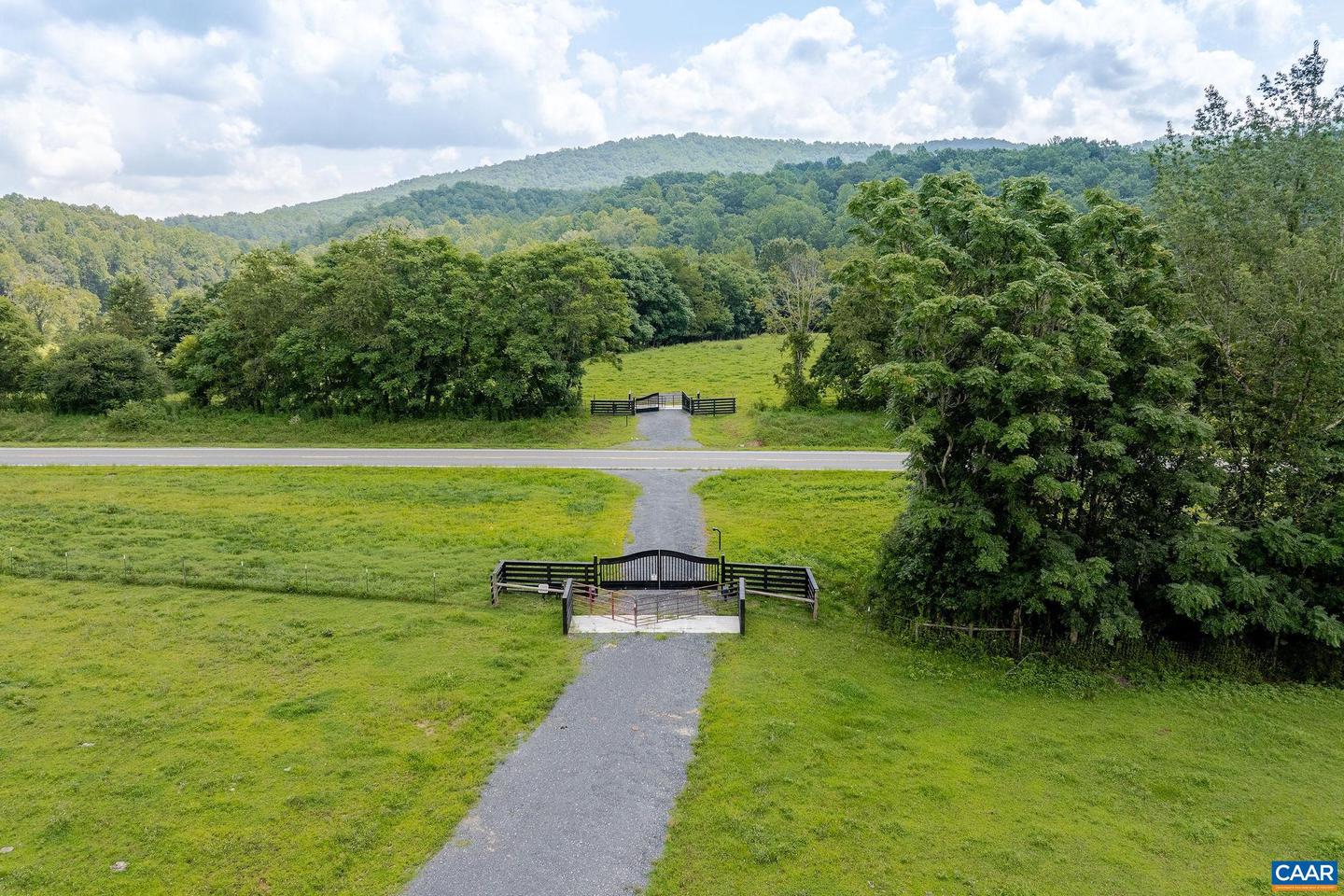 5321 RIVER RD, FABER, Virginia 22938, 3 Bedrooms Bedrooms, ,3 BathroomsBathrooms,Residential,For Sale,5321 RIVER RD,673356 MLS # 673356