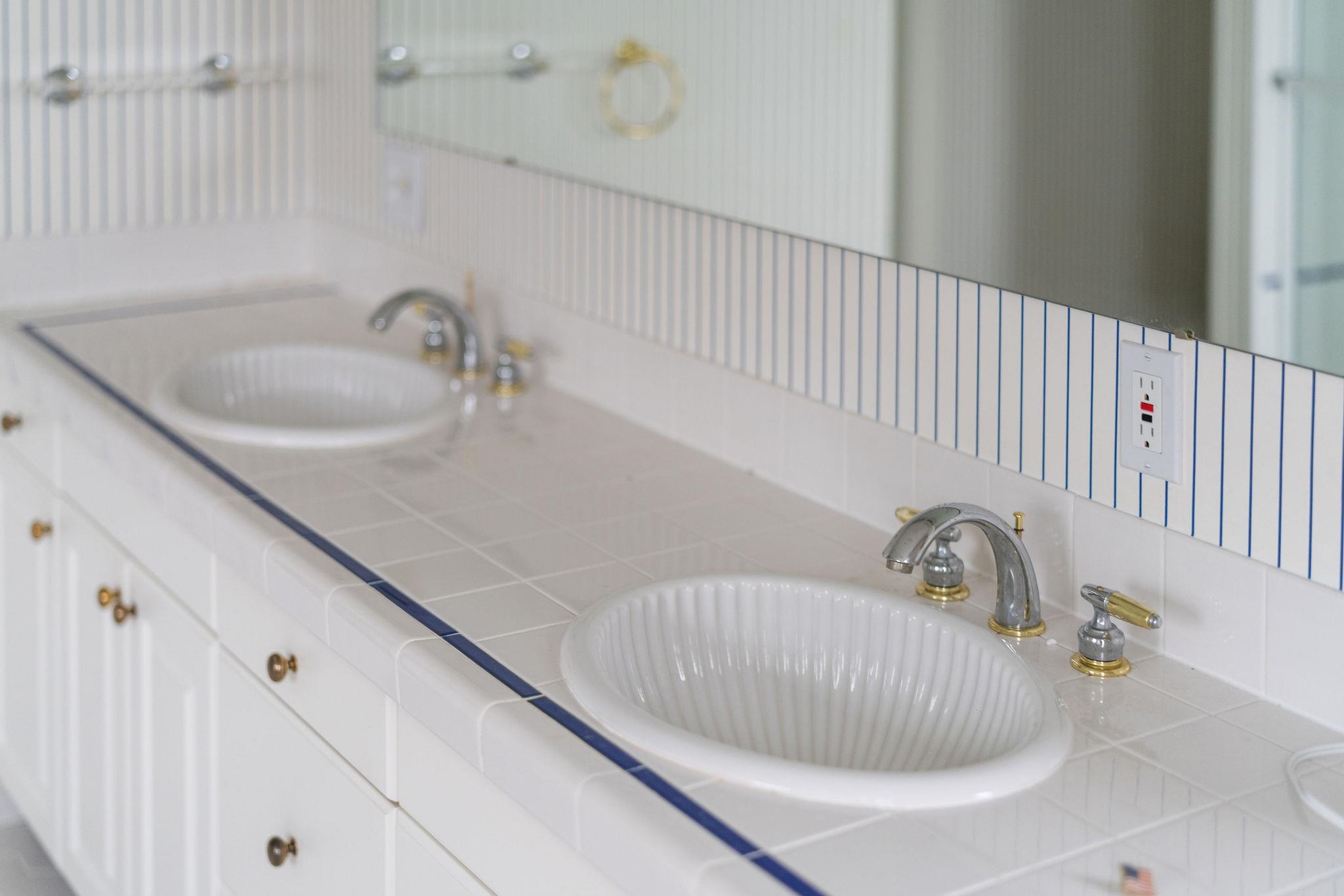 3 WALNUT VALLEY LN, WEYERS CAVE, Virginia 24486, 4 Bedrooms Bedrooms, ,3 BathroomsBathrooms,Residential,14,3 WALNUT VALLEY LN,673437 MLS # 673437