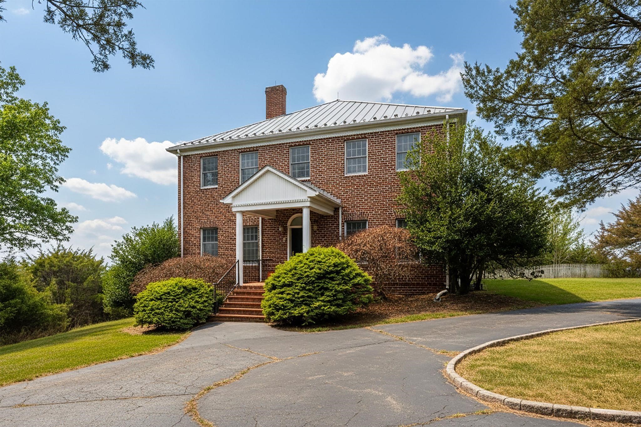 3 WALNUT VALLEY LN, WEYERS CAVE, Virginia 24486, 4 Bedrooms Bedrooms, ,3 BathroomsBathrooms,Residential,14,3 WALNUT VALLEY LN,673437 MLS # 673437