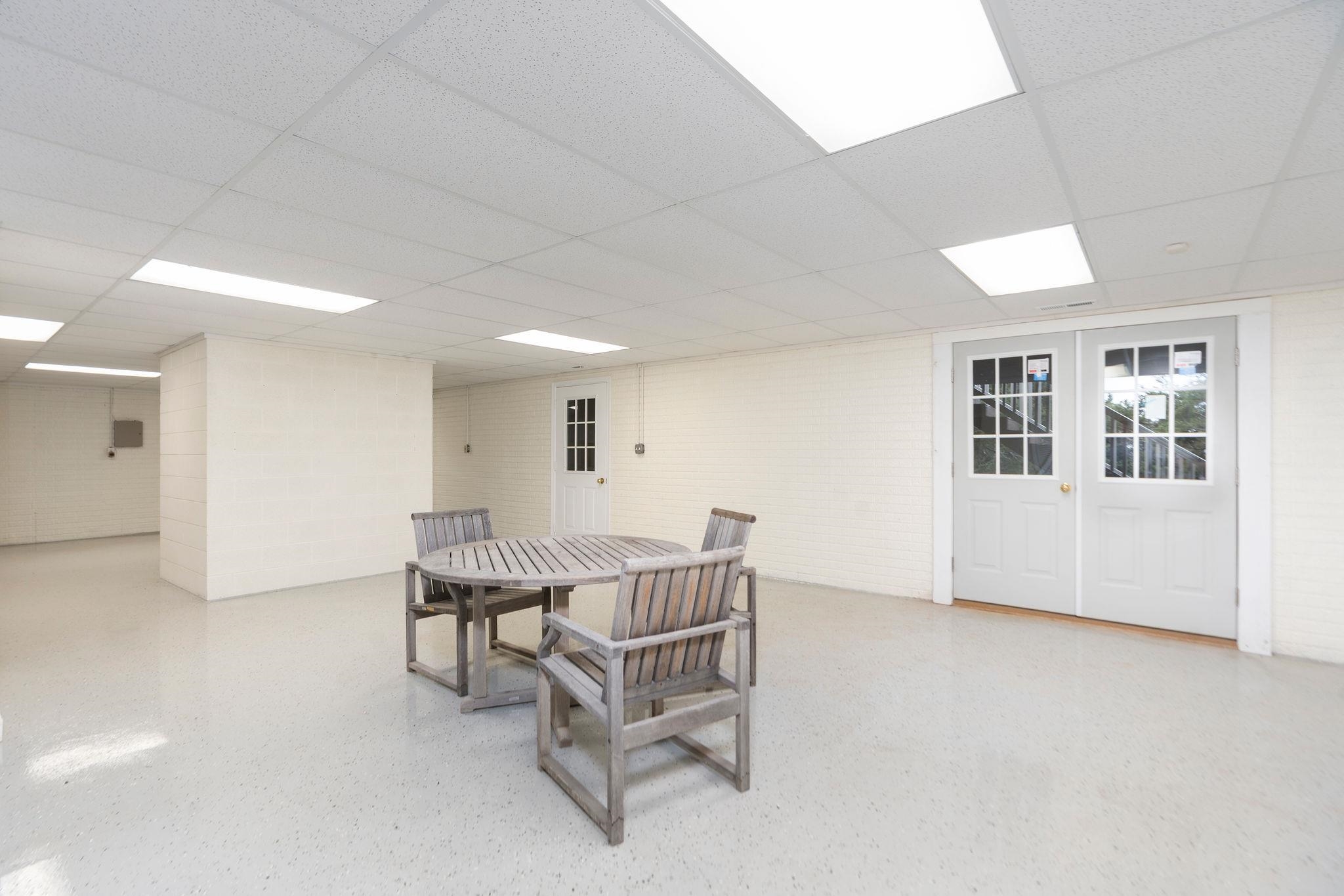 3 WALNUT VALLEY LN, WEYERS CAVE, Virginia 24486, 4 Bedrooms Bedrooms, ,3 BathroomsBathrooms,Residential,14,3 WALNUT VALLEY LN,673437 MLS # 673437