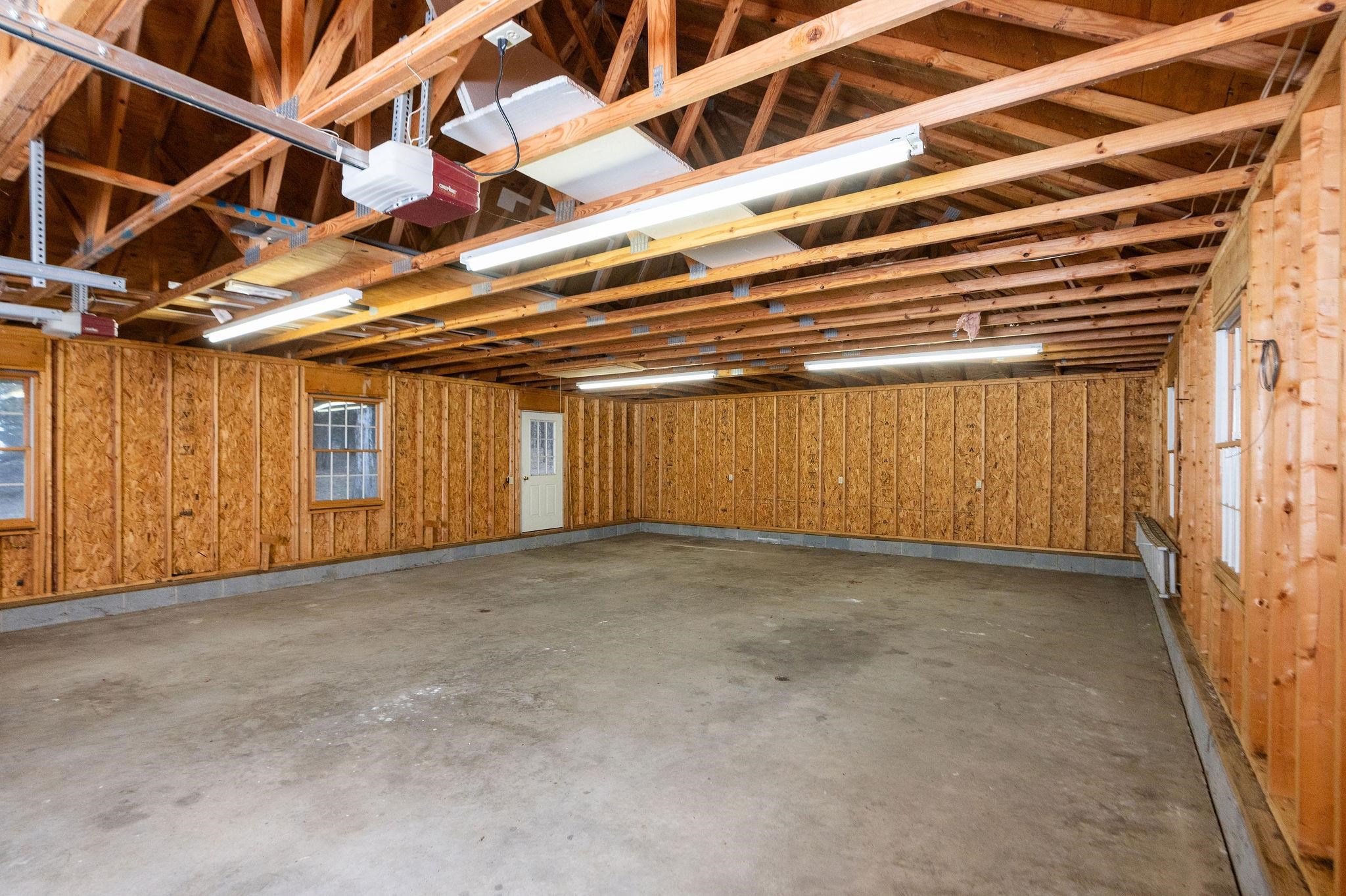 3 WALNUT VALLEY LN, WEYERS CAVE, Virginia 24486, 4 Bedrooms Bedrooms, ,3 BathroomsBathrooms,Residential,14,3 WALNUT VALLEY LN,673437 MLS # 673437