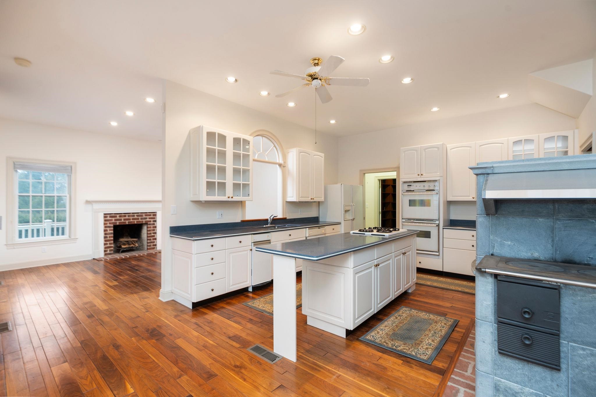 3 WALNUT VALLEY LN, WEYERS CAVE, Virginia 24486, 4 Bedrooms Bedrooms, ,3 BathroomsBathrooms,Residential,14,3 WALNUT VALLEY LN,673437 MLS # 673437