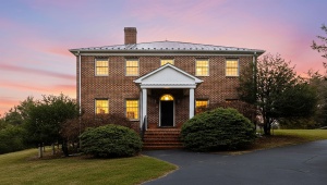 3 WALNUT VALLEY LN WEYERS CAVE Virginia 24486