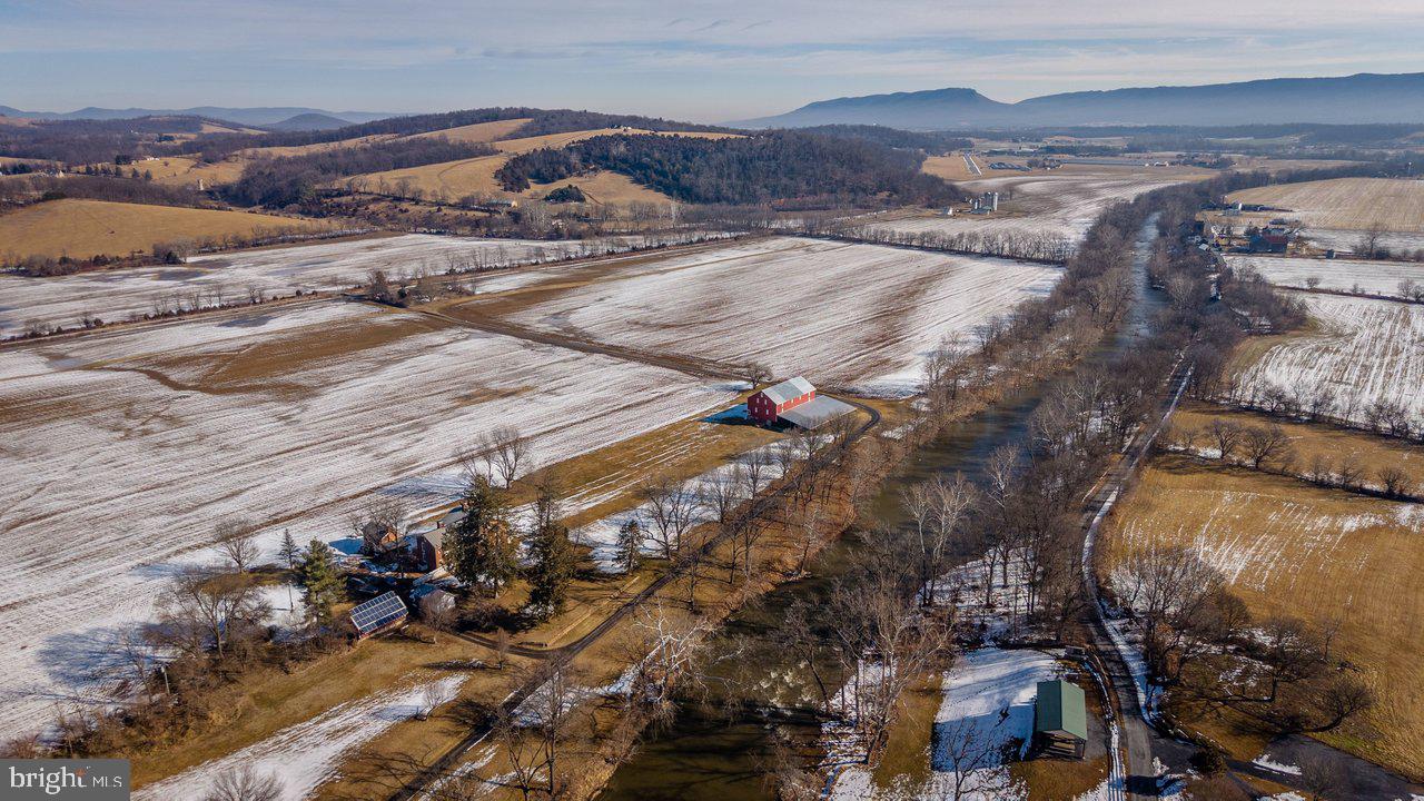 17442 EVERGREEN VALLEY RD, TIMBERVILLE, Virginia 22853, 6 Bedrooms Bedrooms, ,3 BathroomsBathrooms,Residential,For Sale,17442 EVERGREEN VALLEY RD,VARO2002846 MLS # VARO2002846