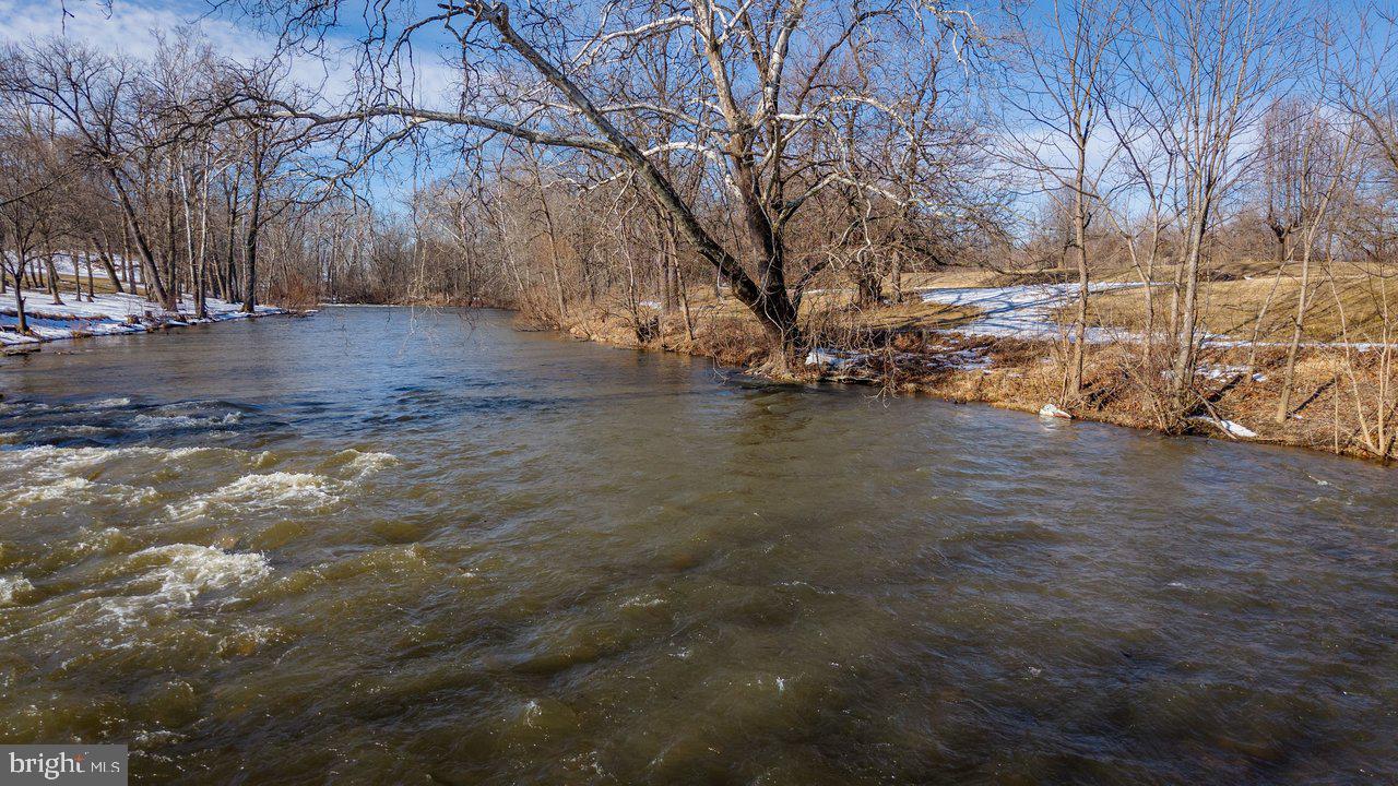 17442 EVERGREEN VALLEY RD, TIMBERVILLE, Virginia 22853, 6 Bedrooms Bedrooms, ,3 BathroomsBathrooms,Residential,For Sale,17442 EVERGREEN VALLEY RD,VARO2002846 MLS # VARO2002846