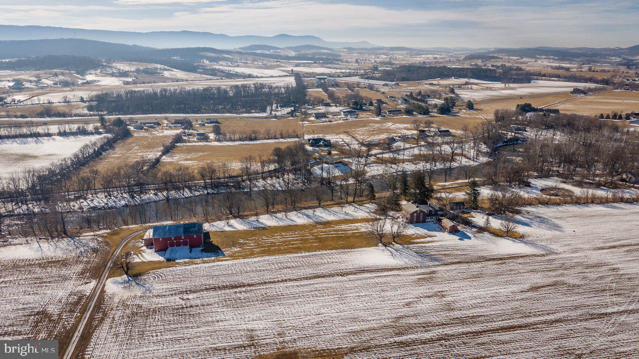 17442 EVERGREEN VALLEY RD, TIMBERVILLE, Virginia 22853, 6 Bedrooms Bedrooms, ,3 BathroomsBathrooms,Residential,For Sale,17442 EVERGREEN VALLEY RD,VARO2002846 MLS # VARO2002846