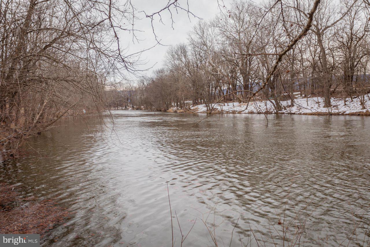 17442 EVERGREEN VALLEY RD, TIMBERVILLE, Virginia 22853, 6 Bedrooms Bedrooms, ,3 BathroomsBathrooms,Residential,For Sale,17442 EVERGREEN VALLEY RD,VARO2002846 MLS # VARO2002846