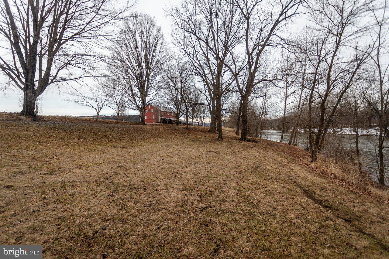 17442 EVERGREEN VALLEY RD, TIMBERVILLE, Virginia 22853, 6 Bedrooms Bedrooms, ,3 BathroomsBathrooms,Residential,For Sale,17442 EVERGREEN VALLEY RD,VARO2002846 MLS # VARO2002846