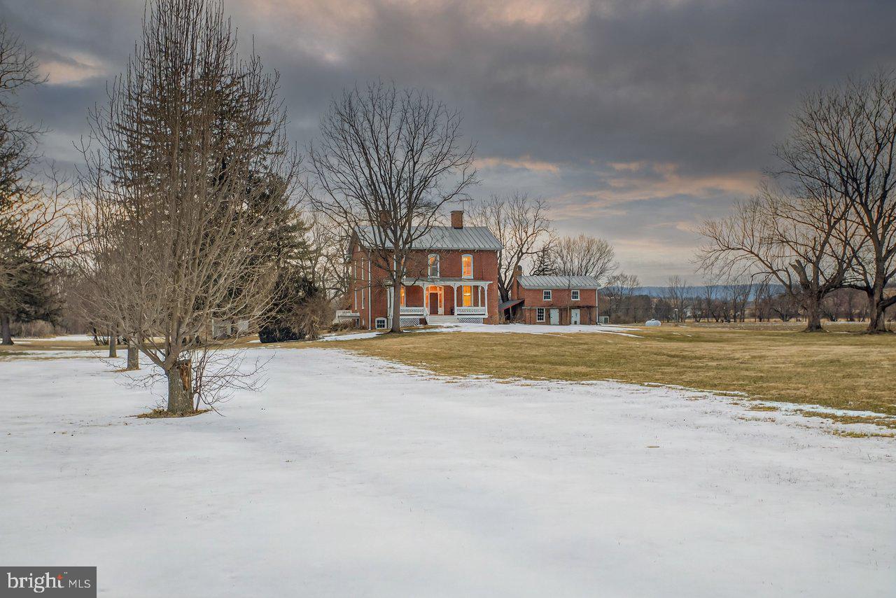 17442 EVERGREEN VALLEY RD, TIMBERVILLE, Virginia 22853, 6 Bedrooms Bedrooms, ,3 BathroomsBathrooms,Residential,For Sale,17442 EVERGREEN VALLEY RD,VARO2002846 MLS # VARO2002846