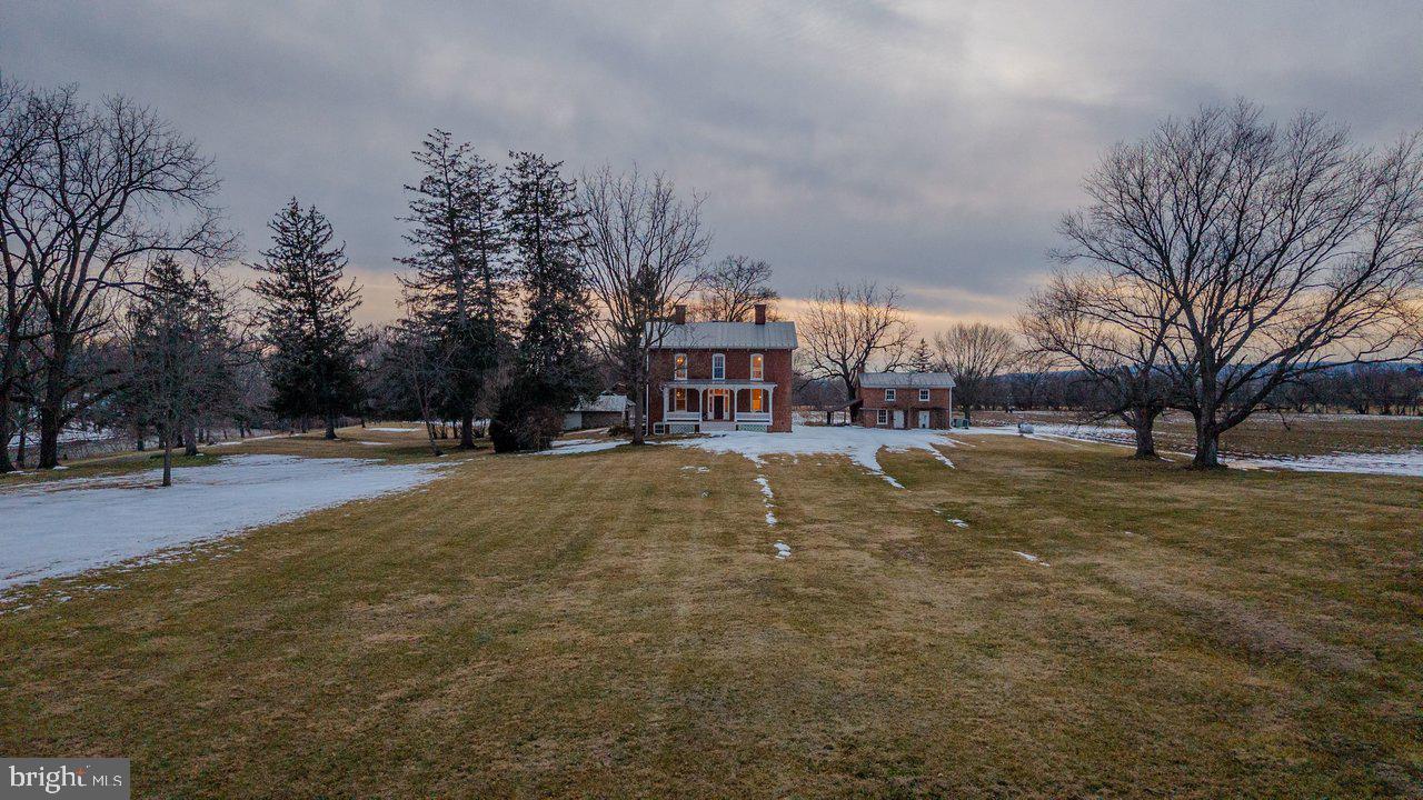 17442 EVERGREEN VALLEY RD, TIMBERVILLE, Virginia 22853, 6 Bedrooms Bedrooms, ,3 BathroomsBathrooms,Residential,For Sale,17442 EVERGREEN VALLEY RD,VARO2002846 MLS # VARO2002846