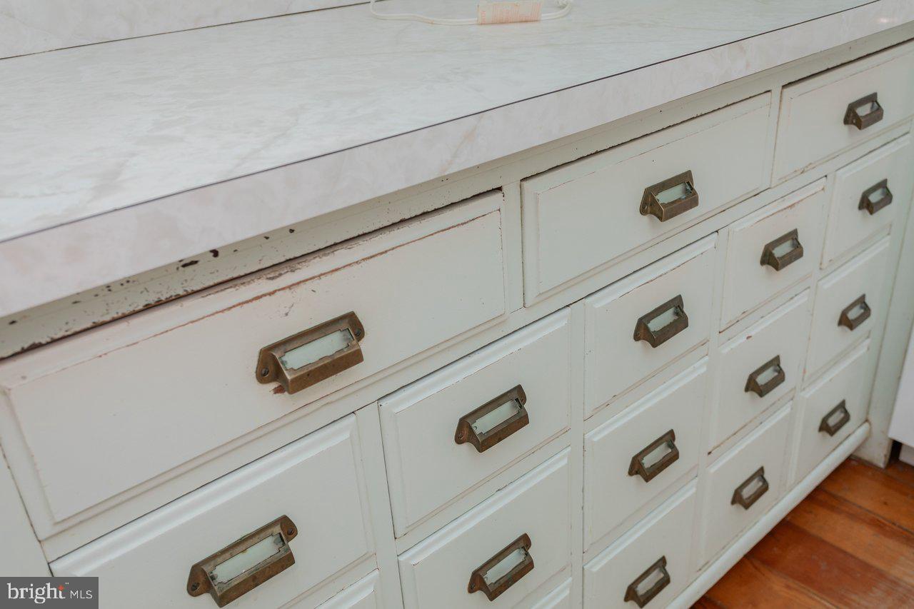 17442 EVERGREEN VALLEY RD, TIMBERVILLE, Virginia 22853, 6 Bedrooms Bedrooms, ,3 BathroomsBathrooms,Residential,For Sale,17442 EVERGREEN VALLEY RD,VARO2002846 MLS # VARO2002846