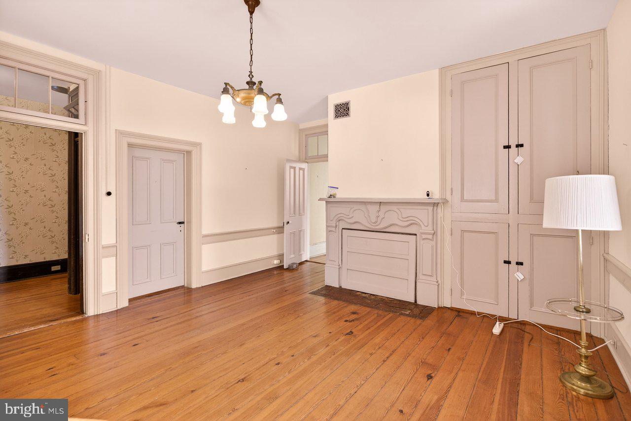 17442 EVERGREEN VALLEY RD, TIMBERVILLE, Virginia 22853, 6 Bedrooms Bedrooms, ,3 BathroomsBathrooms,Residential,For Sale,17442 EVERGREEN VALLEY RD,VARO2002846 MLS # VARO2002846