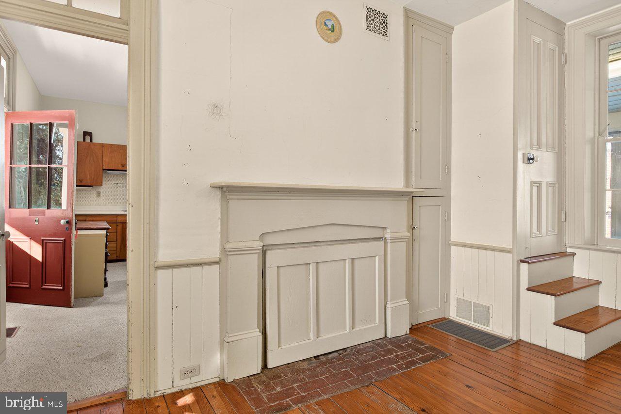 17442 EVERGREEN VALLEY RD, TIMBERVILLE, Virginia 22853, 6 Bedrooms Bedrooms, ,3 BathroomsBathrooms,Residential,For Sale,17442 EVERGREEN VALLEY RD,VARO2002846 MLS # VARO2002846