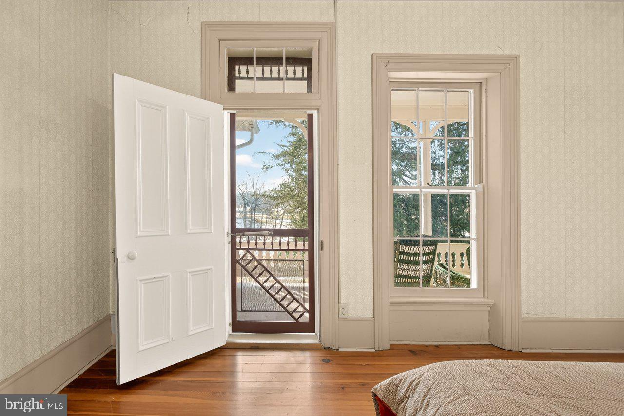 17442 EVERGREEN VALLEY RD, TIMBERVILLE, Virginia 22853, 6 Bedrooms Bedrooms, ,3 BathroomsBathrooms,Residential,For Sale,17442 EVERGREEN VALLEY RD,VARO2002846 MLS # VARO2002846