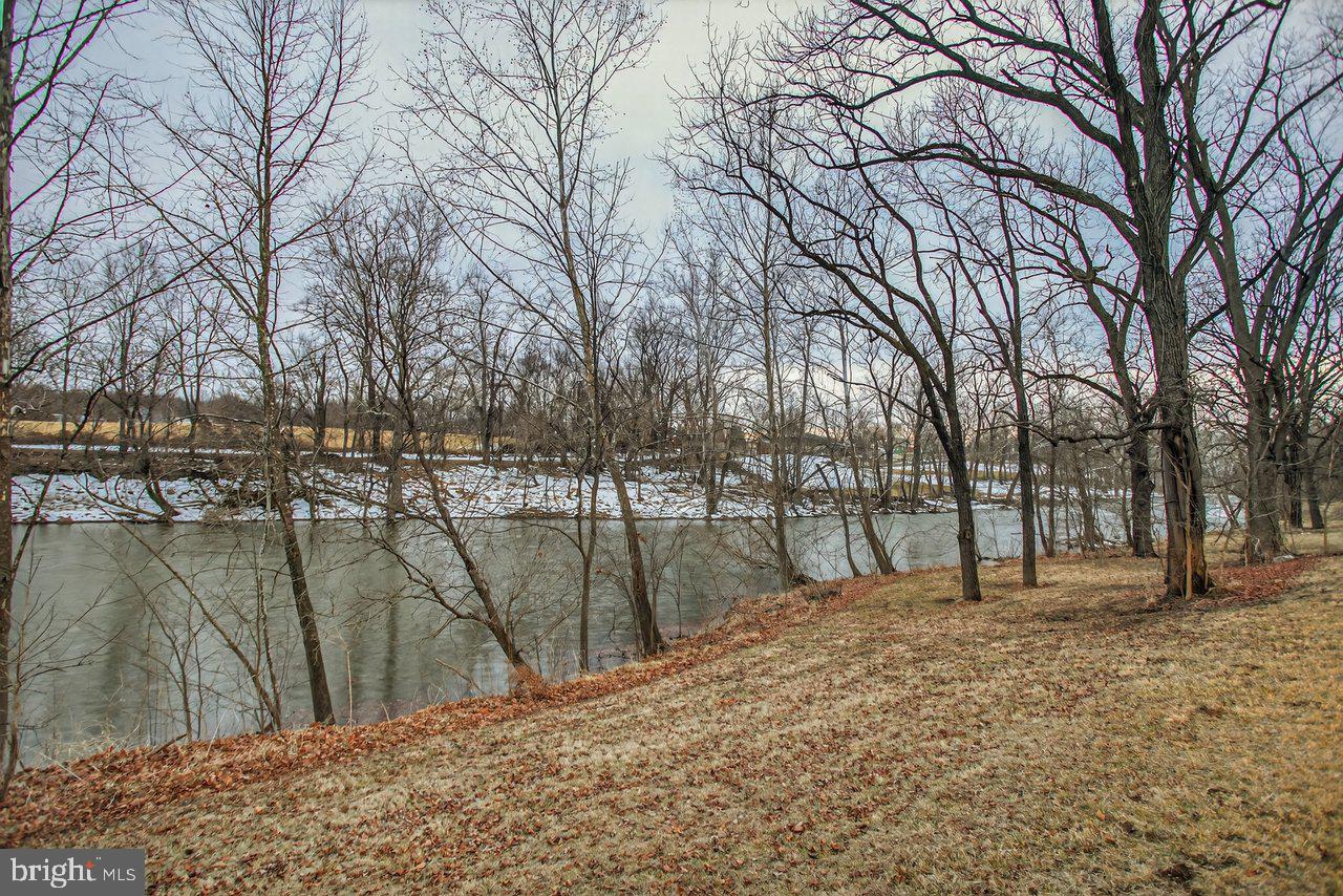 17442 EVERGREEN VALLEY RD, TIMBERVILLE, Virginia 22853, 6 Bedrooms Bedrooms, ,3 BathroomsBathrooms,Residential,For Sale,17442 EVERGREEN VALLEY RD,VARO2002846 MLS # VARO2002846