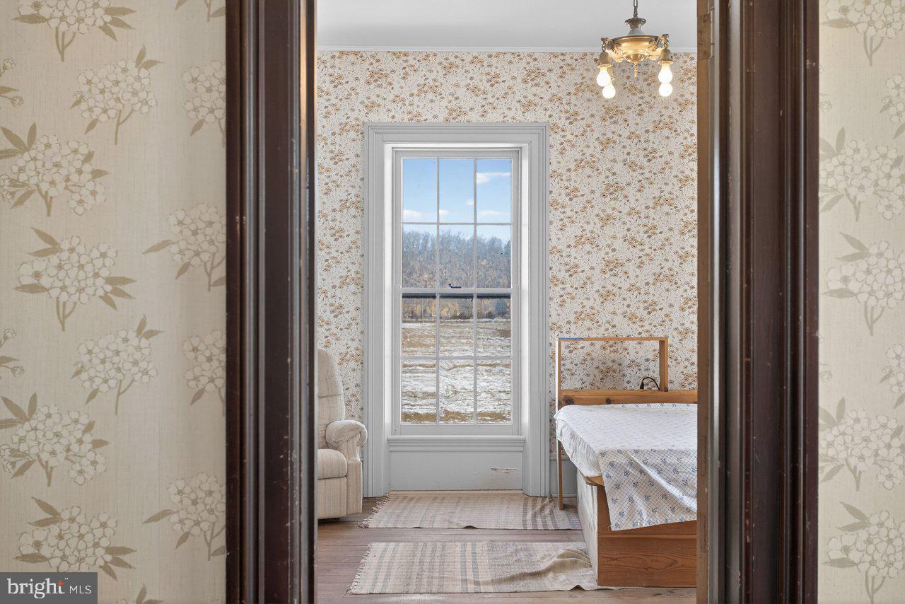 17442 EVERGREEN VALLEY RD, TIMBERVILLE, Virginia 22853, 6 Bedrooms Bedrooms, ,3 BathroomsBathrooms,Residential,For Sale,17442 EVERGREEN VALLEY RD,VARO2002846 MLS # VARO2002846