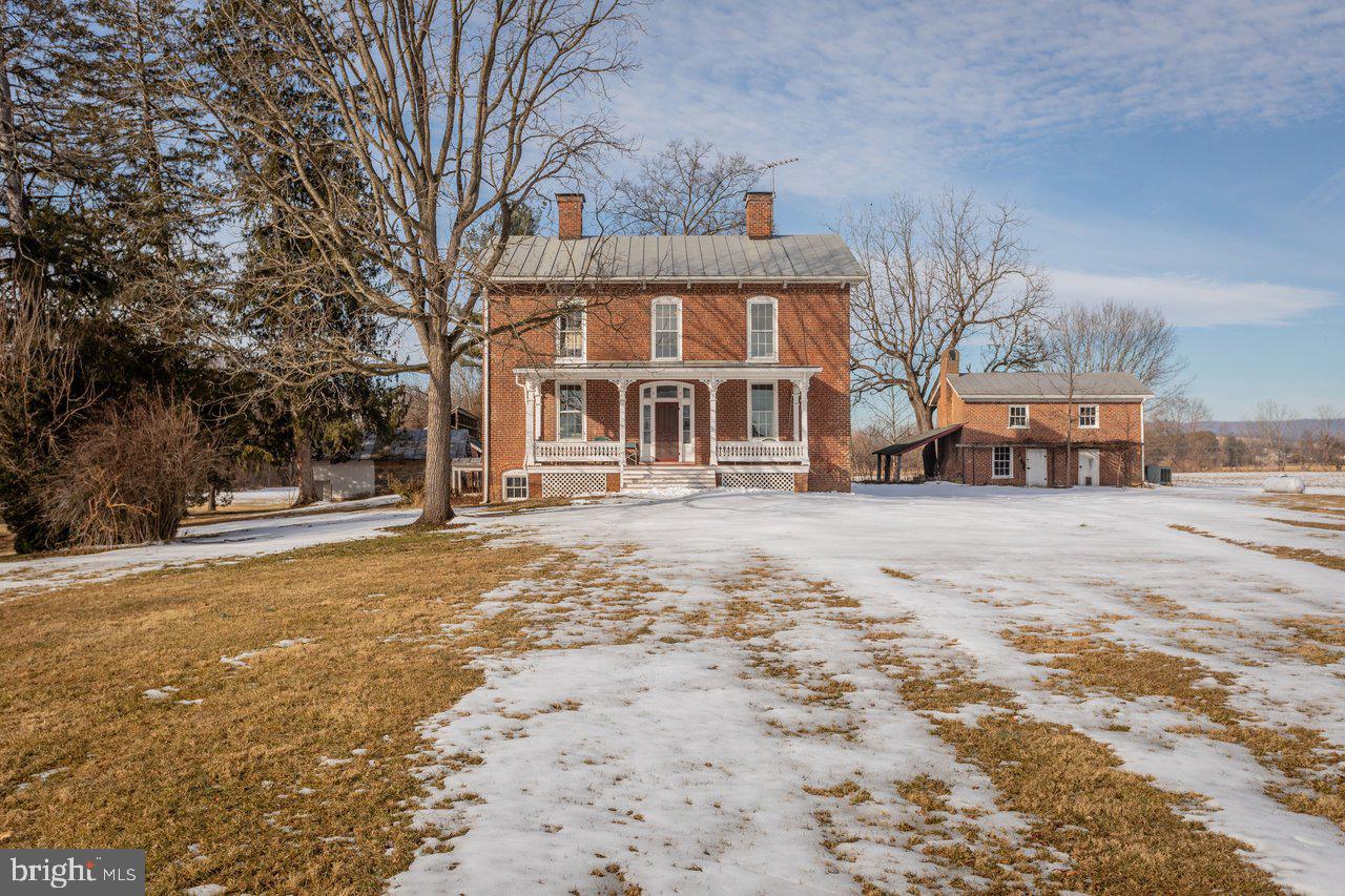 17442 EVERGREEN VALLEY RD, TIMBERVILLE, Virginia 22853, 6 Bedrooms Bedrooms, ,3 BathroomsBathrooms,Residential,For Sale,17442 EVERGREEN VALLEY RD,VARO2002846 MLS # VARO2002846