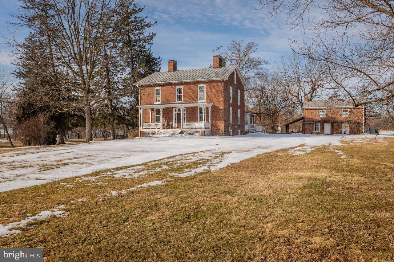 17442 EVERGREEN VALLEY RD, TIMBERVILLE, Virginia 22853, 6 Bedrooms Bedrooms, ,3 BathroomsBathrooms,Residential,For Sale,17442 EVERGREEN VALLEY RD,VARO2002846 MLS # VARO2002846