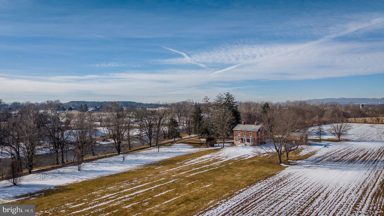 17442 EVERGREEN VALLEY RD, TIMBERVILLE, Virginia 22853, 6 Bedrooms Bedrooms, ,3 BathroomsBathrooms,Residential,For Sale,17442 EVERGREEN VALLEY RD,VARO2002846 MLS # VARO2002846