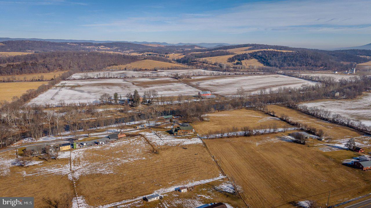 17442 EVERGREEN VALLEY RD, TIMBERVILLE, Virginia 22853, 6 Bedrooms Bedrooms, ,3 BathroomsBathrooms,Residential,For Sale,17442 EVERGREEN VALLEY RD,VARO2002846 MLS # VARO2002846