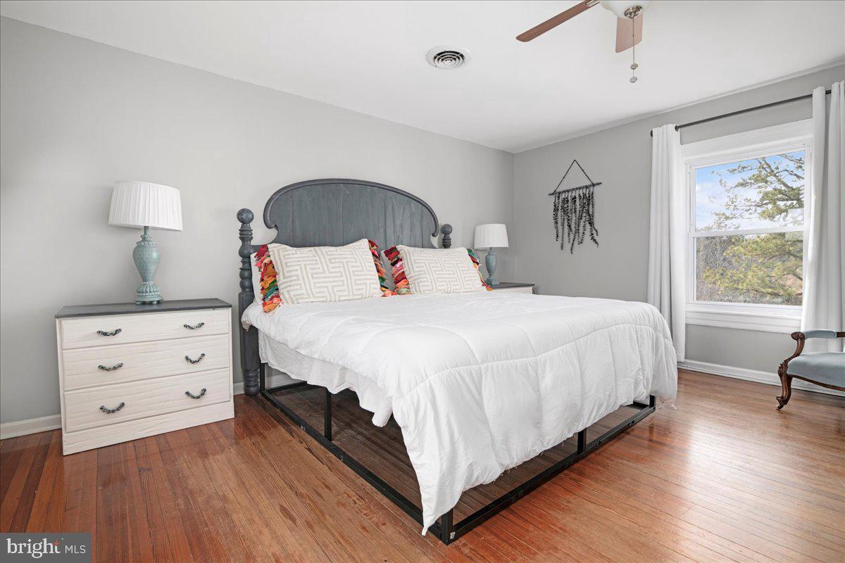 627 HAT CREEK RD, BROOKNEAL, Virginia 24528, 4 Bedrooms Bedrooms, ,2 BathroomsBathrooms,Residential,For Sale,627 HAT CREEK RD,VACP2000120 MLS # VACP2000120